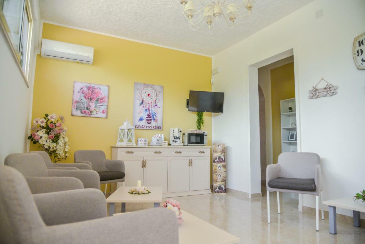 Villa Milla Monacizzo Zewnętrze zdjęcie